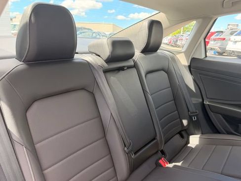 Used 2023 Volkswagen Jetta SE FWD image 17
