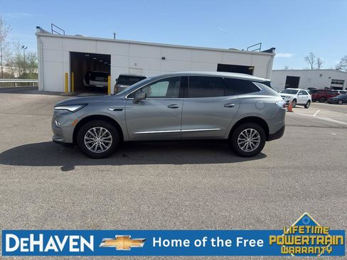 Used 2023 Buick Enclave Essence w/ LPO, Floor Liner Package FWD image 3