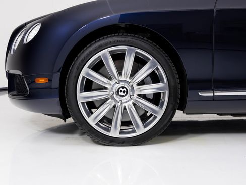 Used 2014 Bentley Continental GT image 12