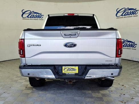 Used 2015 Ford F150 Lariat w/ Equipment Group 502A Luxury AWD/4WD image 4