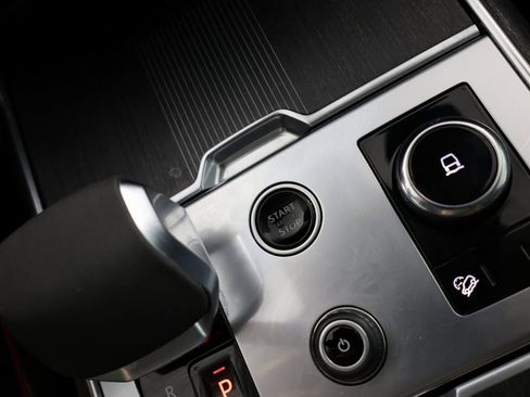 Used 2022 Land Rover Range Rover Long Wheelbase First Edition image 19