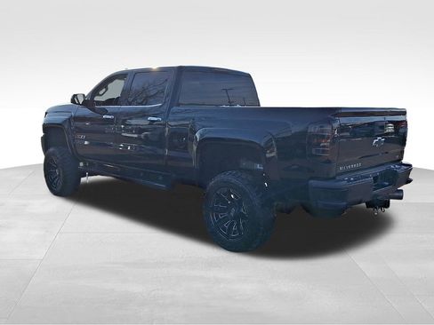 Used 2019 Chevrolet Silverado 2500 LTZ w/ Duramax Plus Package image 4