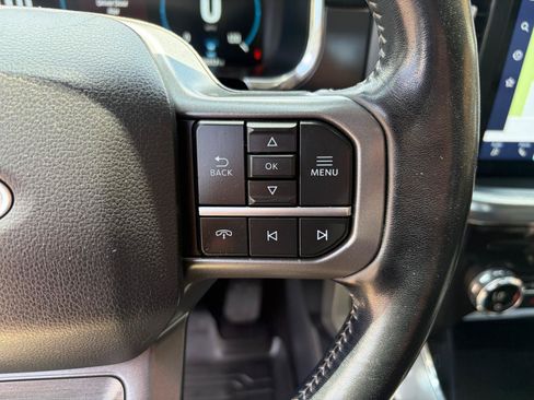 Used 2021 Ford F150 Lariat w/ Equipment Group 502A High AWD/4WD image 18