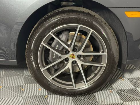 New 2026 Porsche Macan image 13