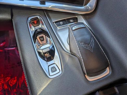 Used 2020 Chevrolet Corvette Stingray Preferred Cpe w/ 2LT Preferred Equipment Group image 17