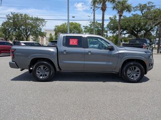 Certified 2025 Nissan Frontier SV w/ SV Convenience Package RWD video 3