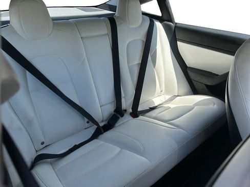 Used 2021 Tesla Model 3 Long Range AWD/4WD image 15
