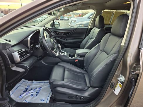 Used 2022 Subaru Outback Limited image 15