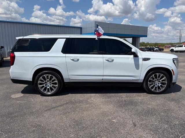 Used 2026 GMC Yukon XL Denali w/ Denali Reserve Package AWD/4WD image 6