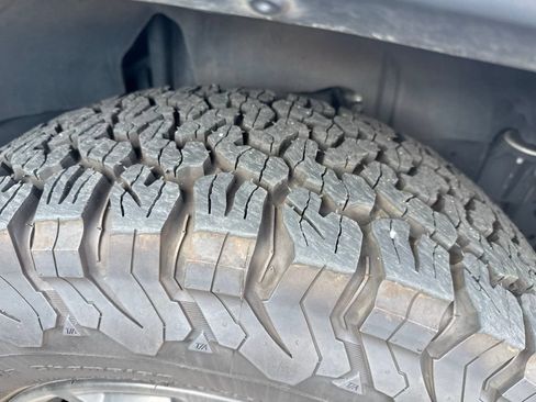 Used 2019 Jeep Wrangler Unlimited Sport S AWD/4WD image 8