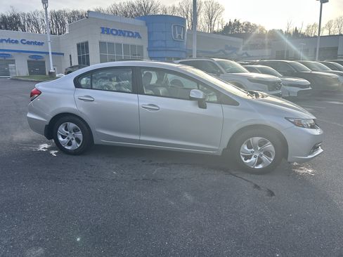 Used 2013 Honda Civic LX image 6