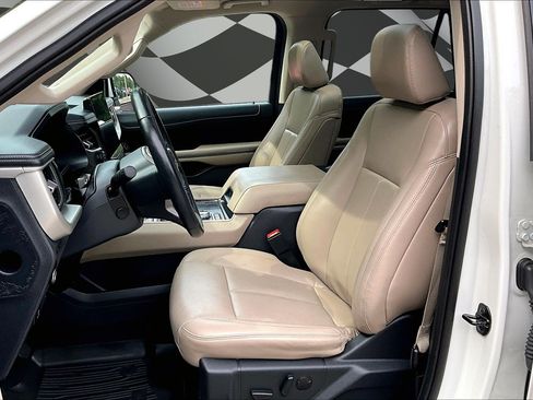 Certified 2023 Ford Expedition XLT AWD/4WD image 25