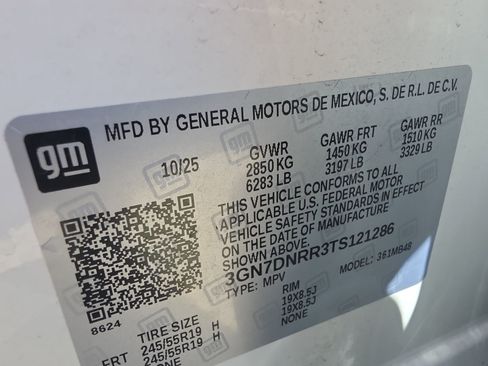 Used 2026 Chevrolet Equinox EV LT AWD/4WD image 34