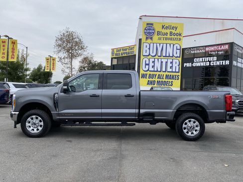 Used 2024 Ford F350 XLT image 6