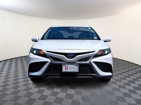 Certified 2022 Toyota Camry SE AWD/4WD image 3