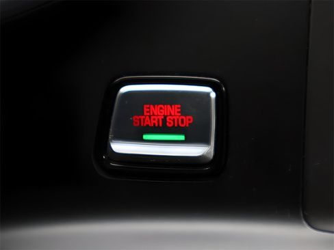 Used 2016 Chevrolet Corvette Z06 w/ 3LZ Preferred Equipment Group image 28