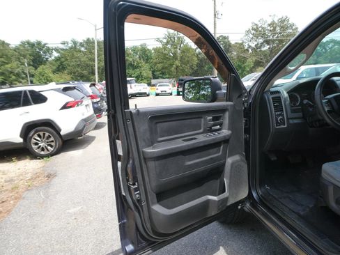 Used 2014 RAM 1500 Express RWD image 11