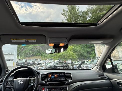 Used 2022 Honda Pilot Special Edition image 15