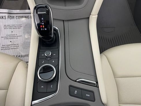 Used 2025 Cadillac XT5 Premium Luxury AWD/4WD image 42