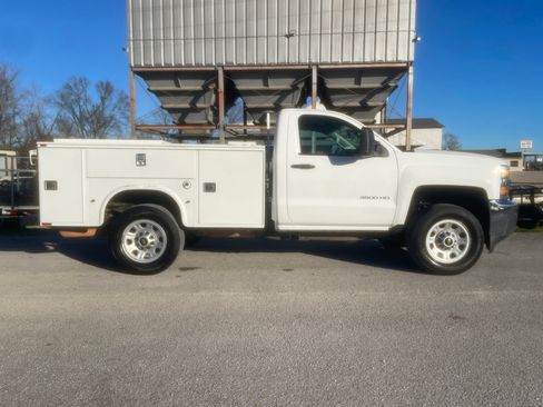 Used 2016 Chevrolet Silverado 3500 W/T image 8