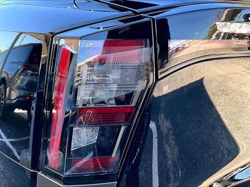 Used 2025 Nissan Kicks SR image 37