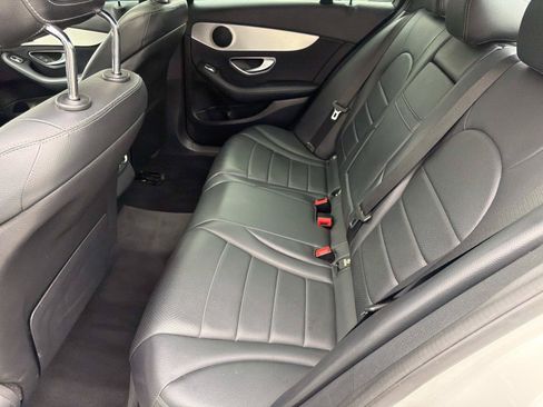 Used 2018 Mercedes-Benz C 300 Sedan image 11