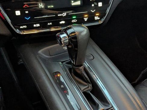 Used 2021 Honda HR-V EX-L image 12