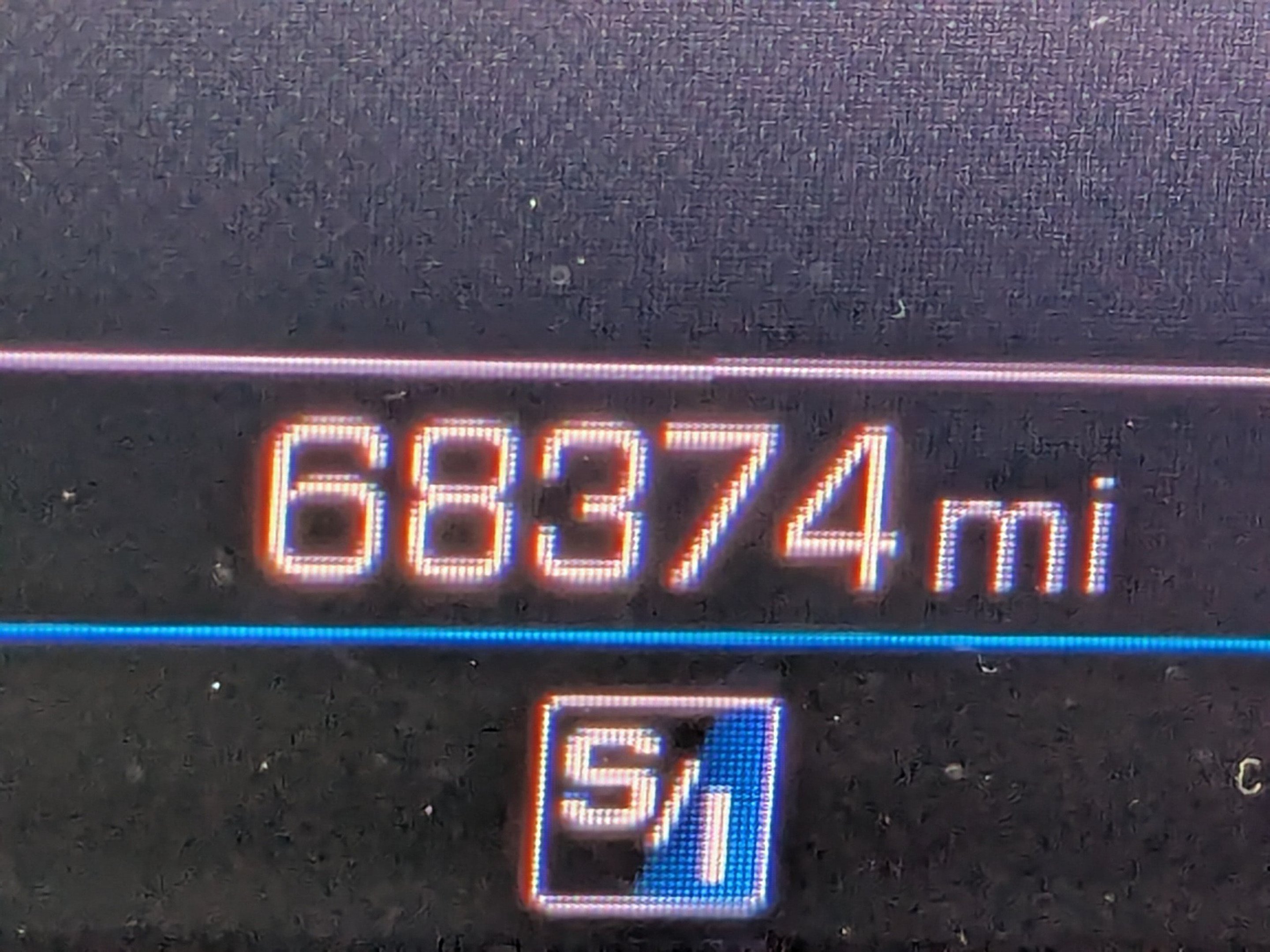 Used 2019 Chevrolet Camaro LT RWD image 27