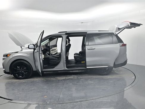 Certified 2024 Kia Carnival SX Prestige image 59