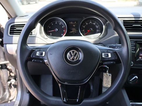 Used 2018 Volkswagen Jetta S FWD image 26
