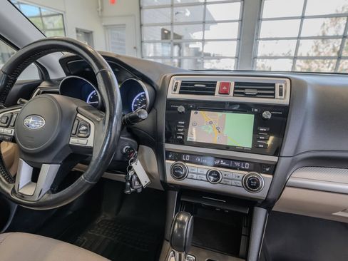 Used 2015 Subaru Legacy 2.5i Premium AWD/4WD image 19