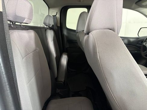 Used 2016 Chevrolet Colorado W/T w/ WT Convenience Package RWD image 19