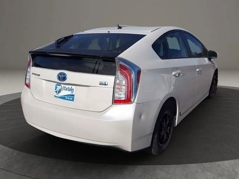 Used 2012 Toyota Prius Two image 3