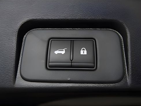 Used 2024 Nissan Rogue SL w/ SL Premium Package FWD image 11