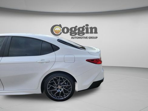 Certified 2025 Toyota Camry SE w/ Convenience Package FWD image 29