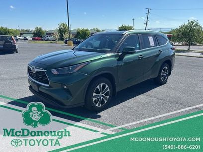 Used 2024 Toyota Highlander XLE