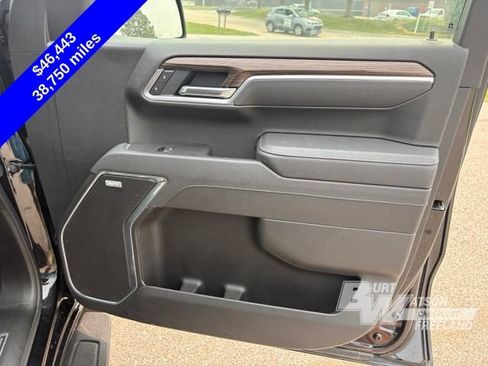 Used 2025 Chevrolet Silverado 1500 RST AWD/4WD image 29
