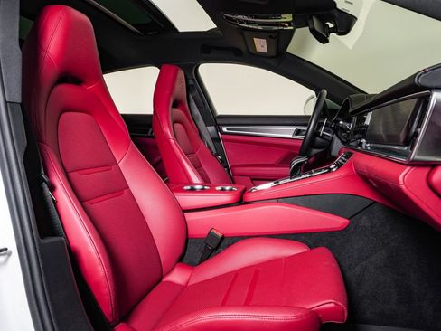 Certified 2023 Porsche Panamera 4 Platinum Edition AWD/4WD image 15