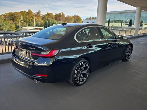 Certified 2025 BMW 330i Sedan w/ Convenience Package image 3