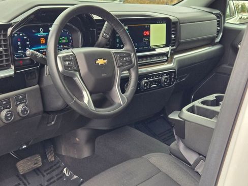Used 2023 Chevrolet Silverado 1500 LT image 22