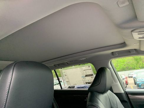 New 2026 Toyota Highlander Platinum AWD/4WD image 19