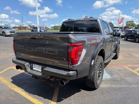 Used 2025 Ford F150 Raptor AWD/4WD image 6