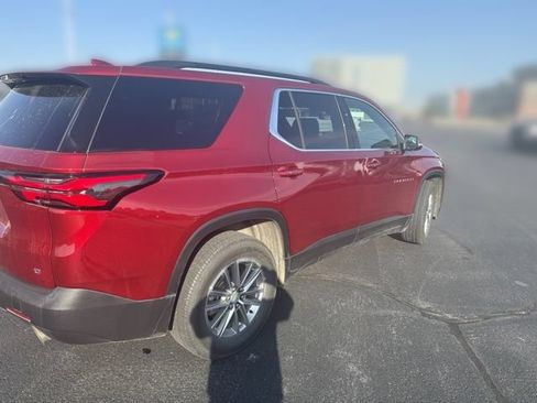 Used 2023 Chevrolet Traverse LT AWD/4WD image 35