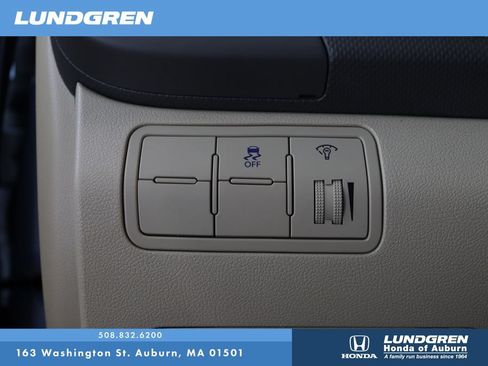Used 2012 Hyundai Accent GLS w/ Comfort Pkg 2 FWD image 26