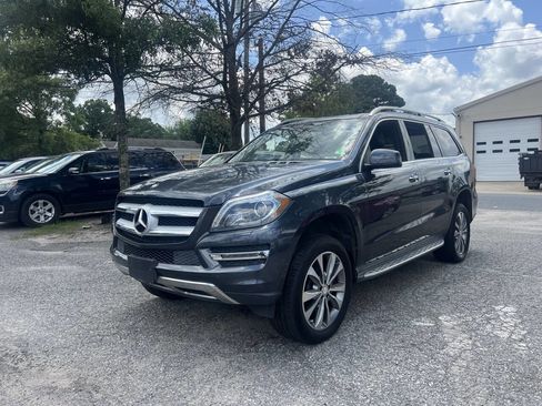Used 2015 Mercedes-Benz GL 450 4MATIC image 2
