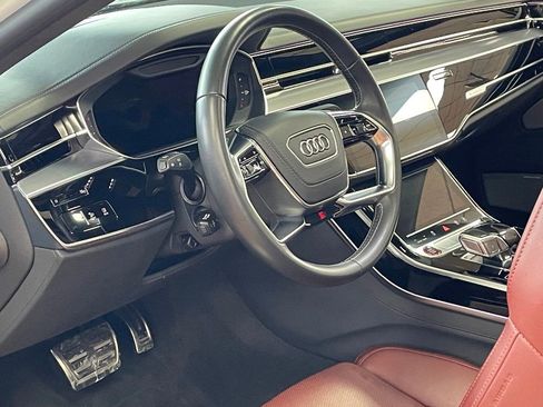 Used 2021 Audi S8 L image 16