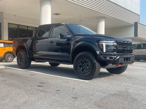 Used 2025 Ford F150 Raptor w/ Equipment Group 803A Raptor R AWD/4WD image 3