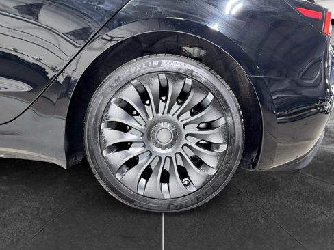 Used 2024 Tesla Model 3 Long Range AWD/4WD image 31