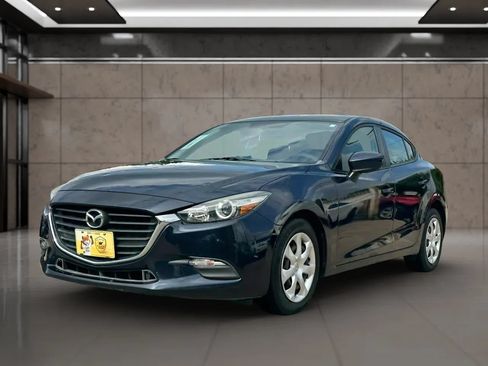 Used 2017 MAZDA MAZDA3 Sport FWD image 3