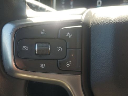 Used 2023 Chevrolet Silverado 1500 LT AWD/4WD image 25